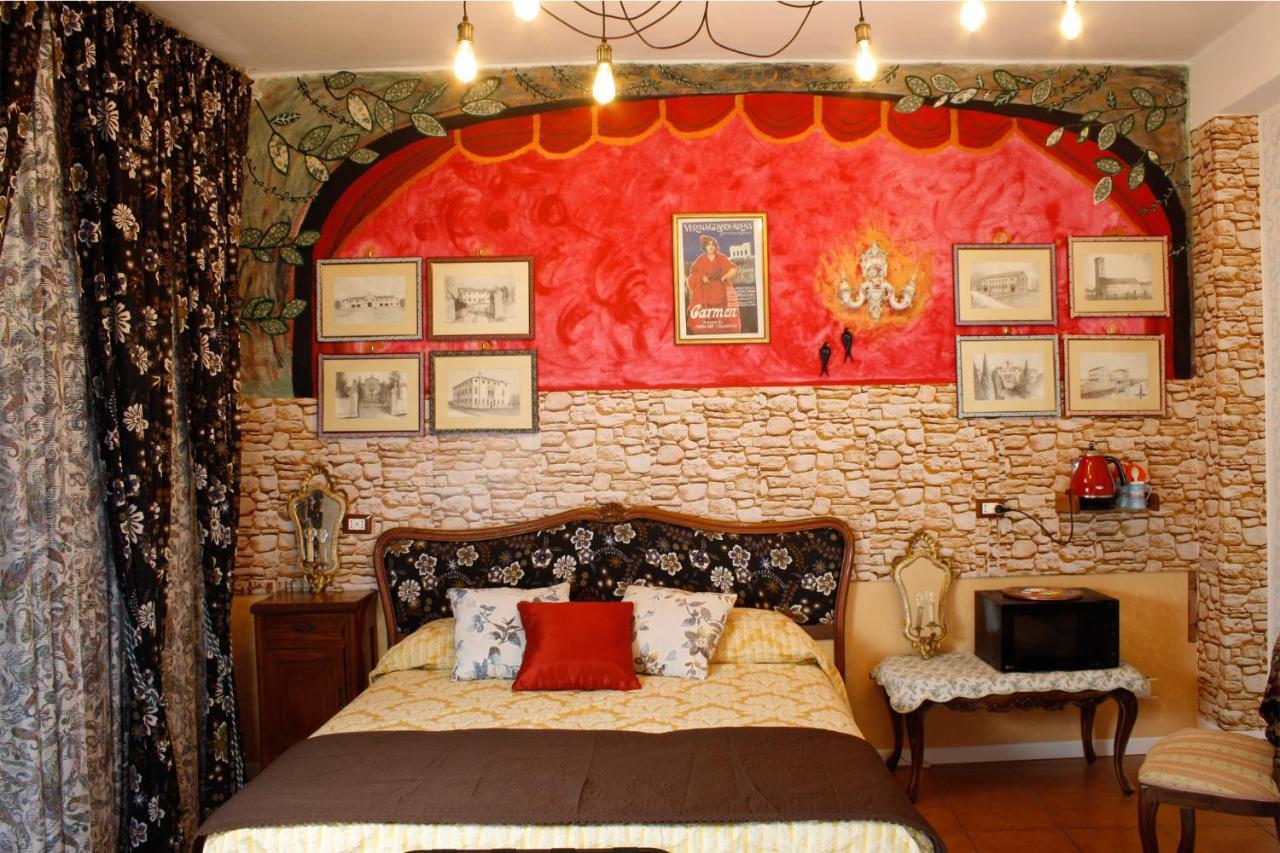 Casa Vittoria Bridge Bed & Breakfast Verona Eksteriør bilde