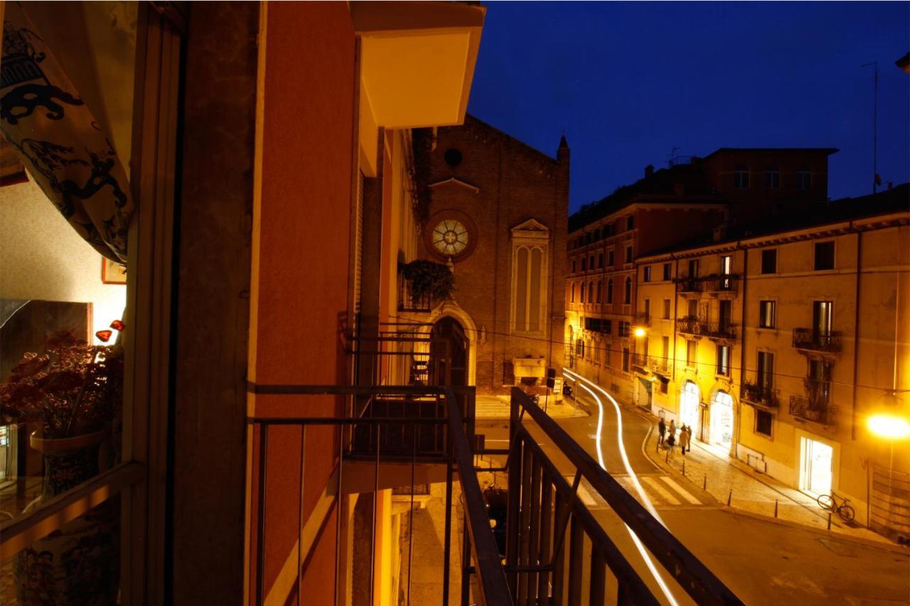 Casa Vittoria Bridge Bed & Breakfast Verona Eksteriør bilde